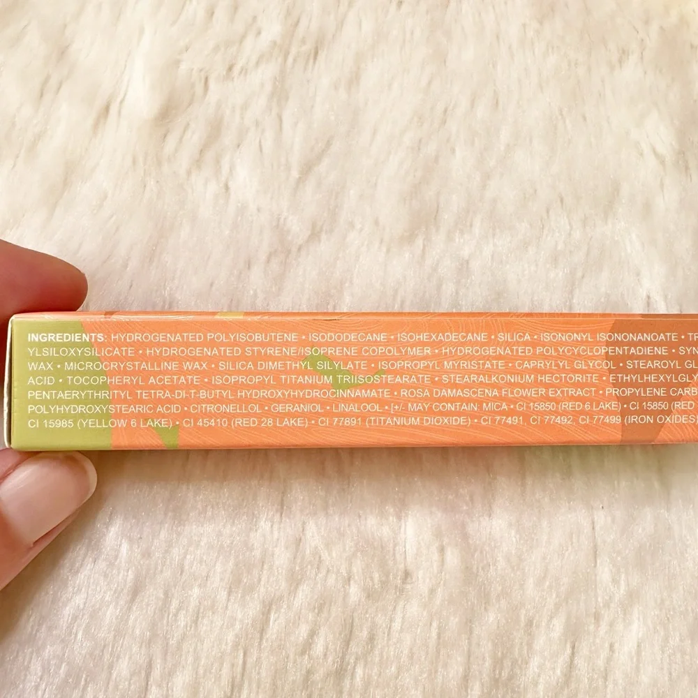 NIB Oulac Kissproof Matte Liquid Lipstick in Retro Kiss Full Size 4.5ml